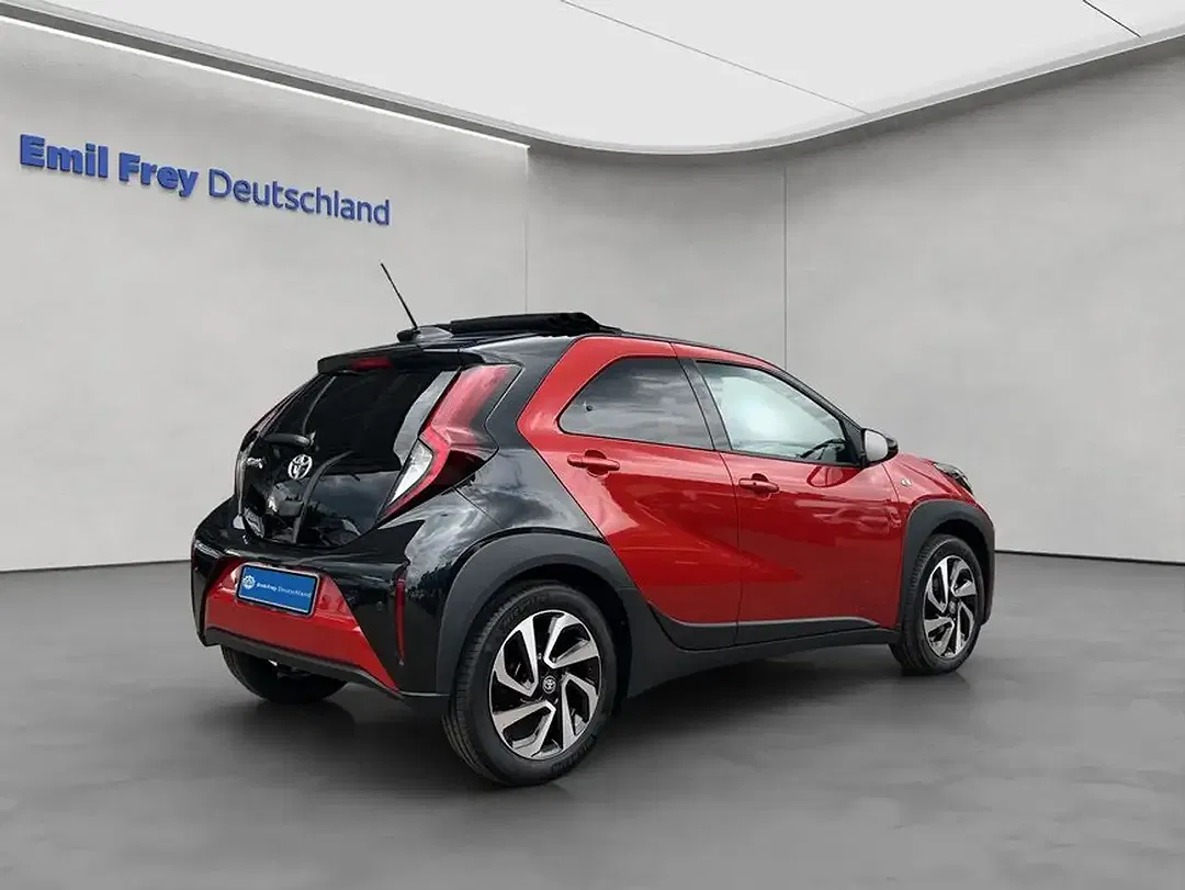 Toyota Aygo X CVT Air Teamplayer - Thumbnail 5