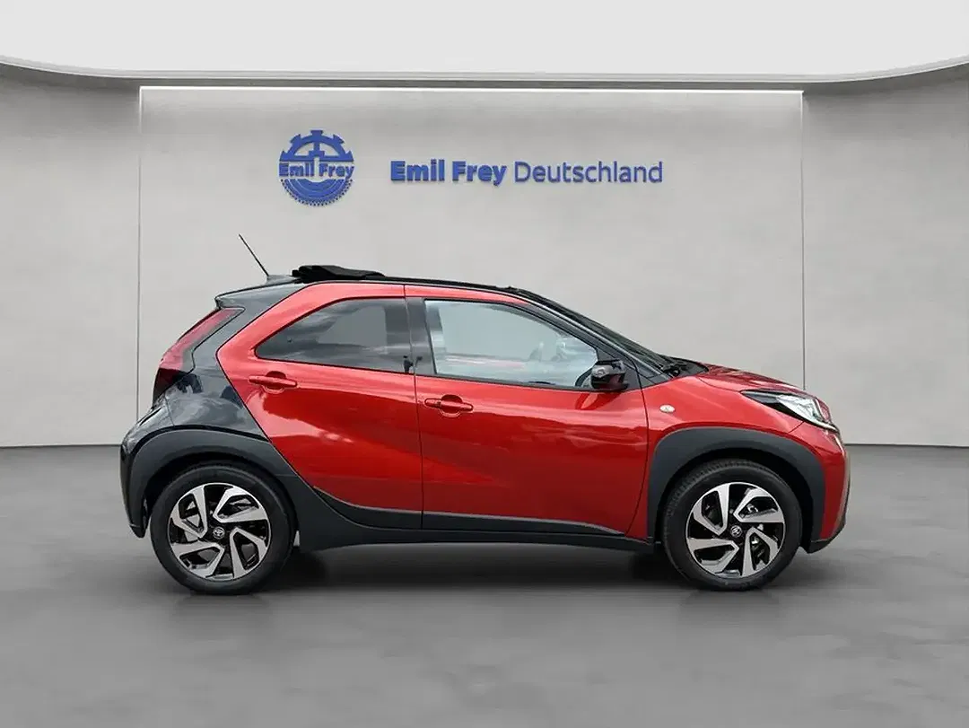 Toyota Aygo X CVT Air Teamplayer - Thumbnail 6