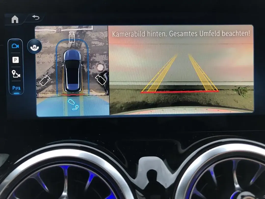 Mercedes-Benz GLA 35 AMG 4MATIC MBUX Burmester Night - Thumbnail 6