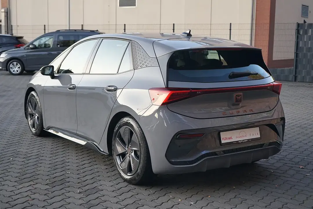 CUPRA Born - foto 2