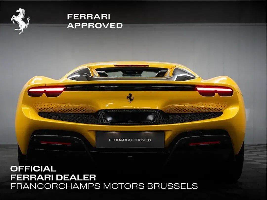 Ferrari 296 GTS - Thumbnail 4