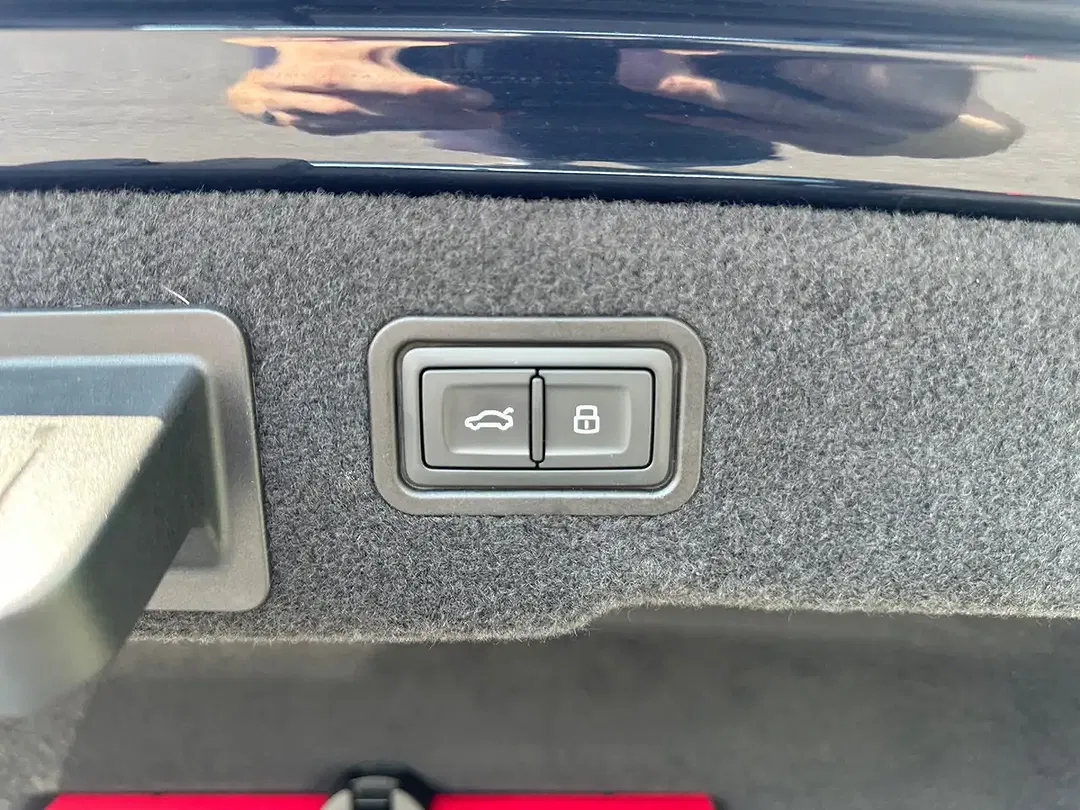 Audi A8 60 TFSI e tiptronic quattro - foto 14