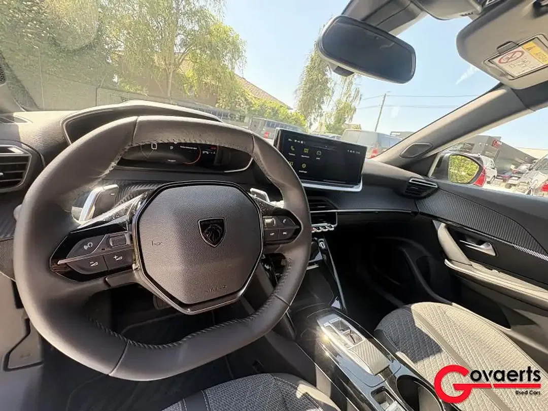 Peugeot 2008 Hybrid Allure - Thumbnail 4
