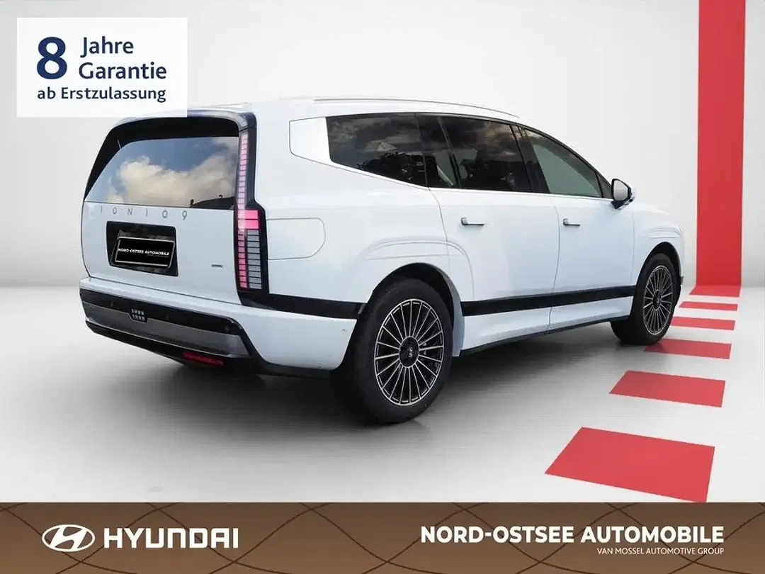 Hyundai IONIQ 9 UNIQ - Thumbnail 4