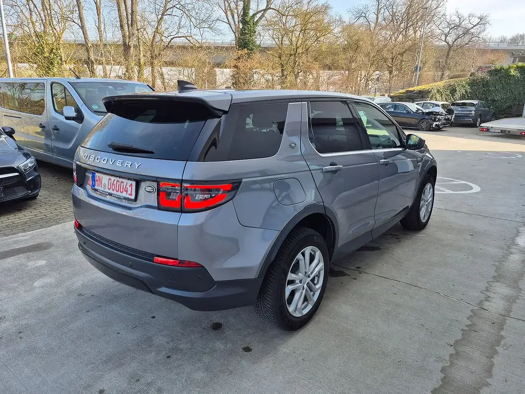 Land Rover Discovery 4x4 Sport SE - Thumbnail 10