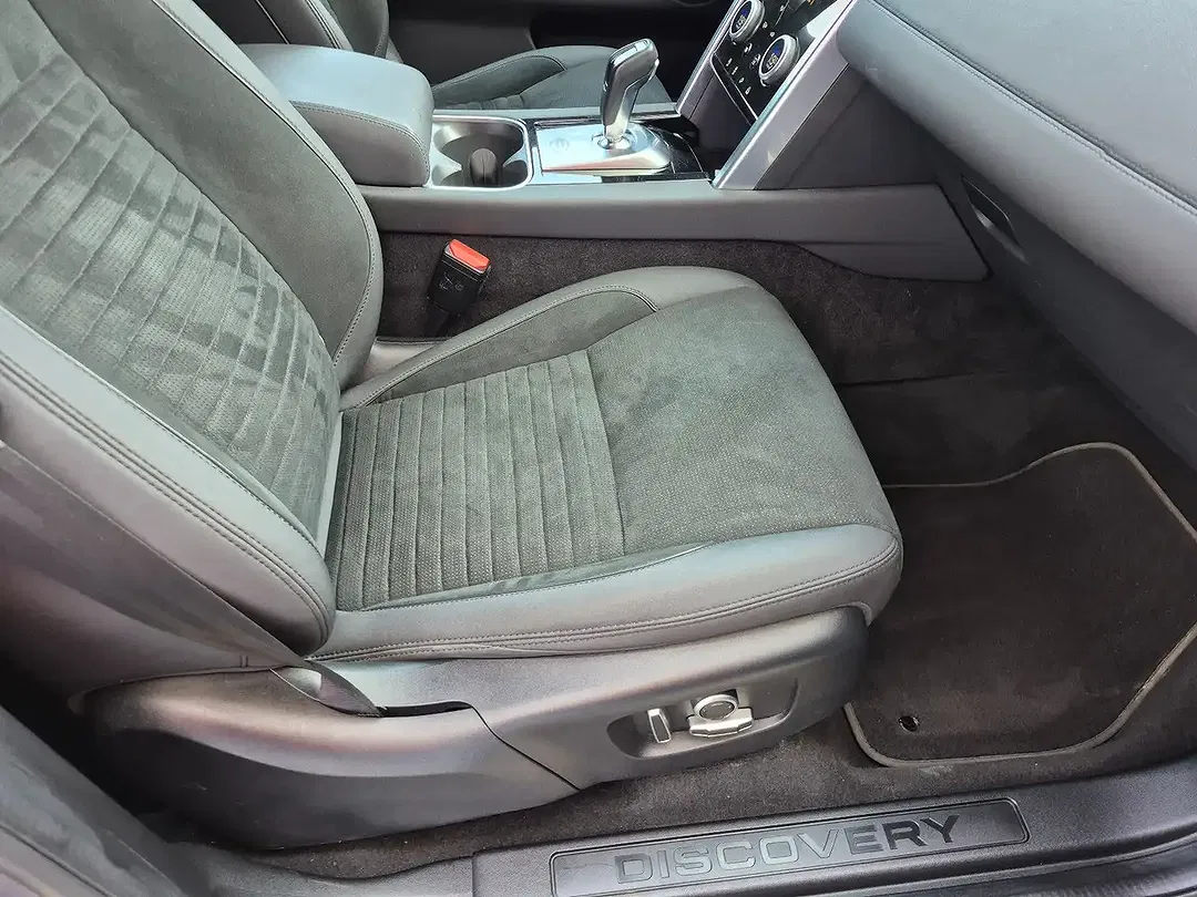 Land Rover Discovery 4x4 Sport SE - Thumbnail 21