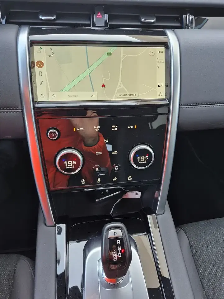 Land Rover Discovery 4x4 Sport SE - Thumbnail 23