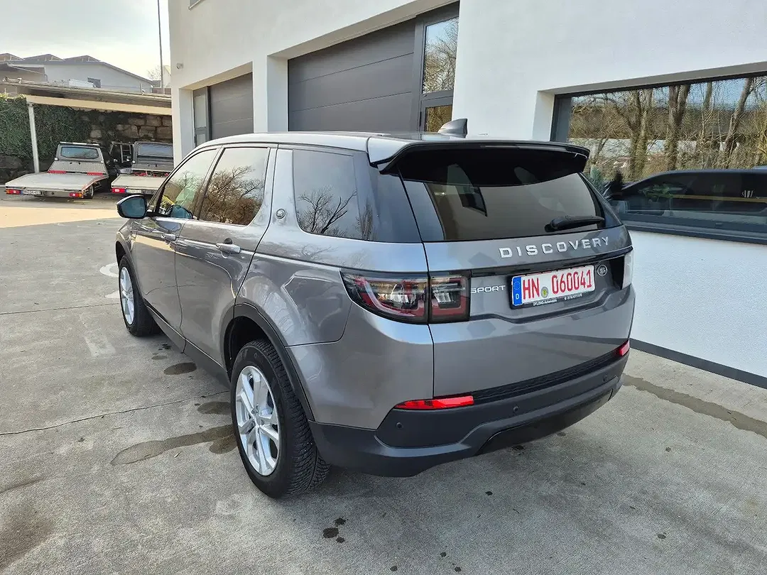 Land Rover Discovery 4x4 Sport SE - Thumbnail 6
