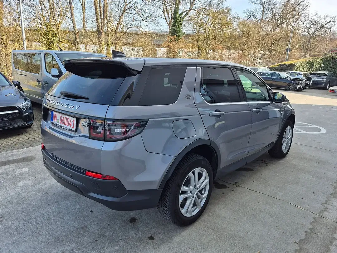 Land Rover Discovery 4x4 Sport SE - Thumbnail 7