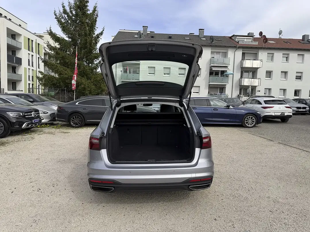 Audi A4 35 TDI S tronic Avant - Thumbnail 10