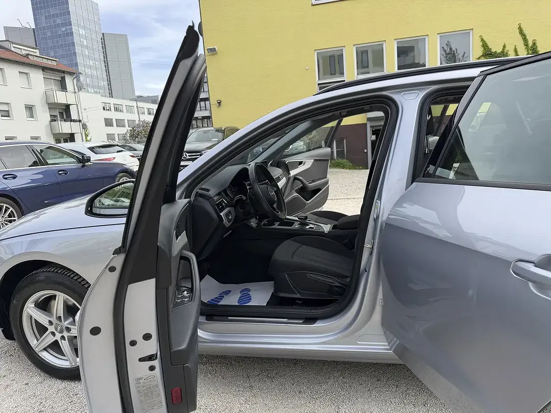 Audi A4 35 TDI S tronic Avant - Thumbnail 11