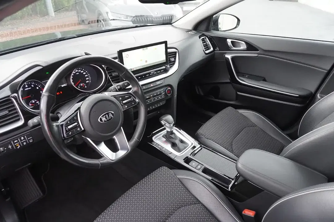 Kia XCeed 1.4 T-GDI - Thumbnail 12
