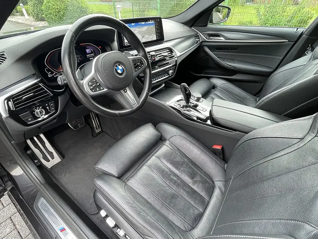 BMW 520 M Sport - Thumbnail 12