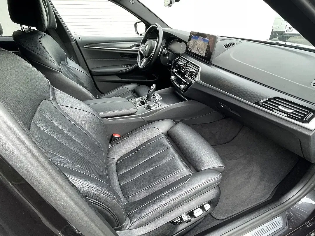 BMW 520 M Sport - Thumbnail 21