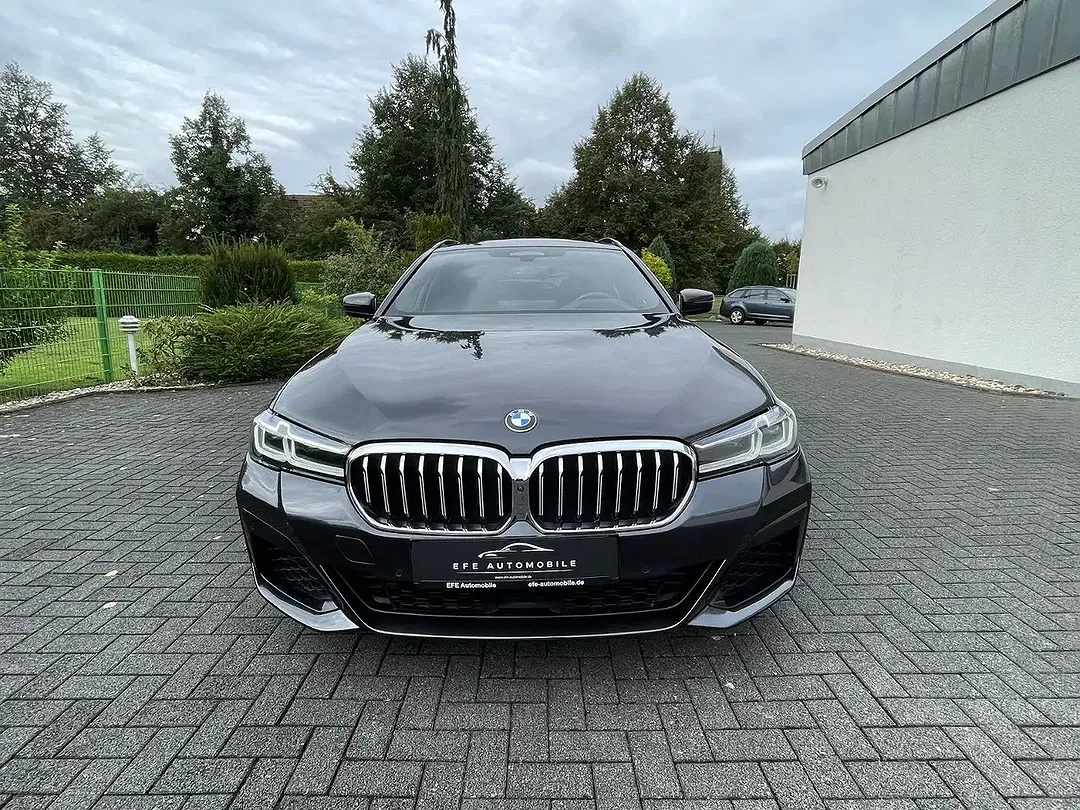 BMW 520 M Sport - Thumbnail 3
