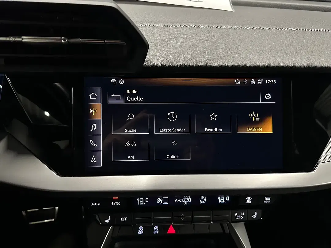 Audi A3 40 TDI quattro Matrix LED Sportback S line - Thumbnail 23