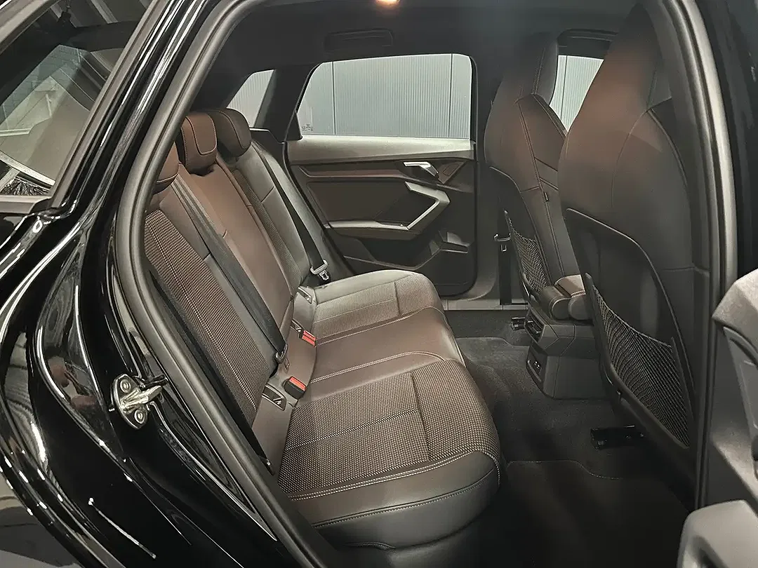 Audi A3 40 TDI quattro Matrix LED Sportback S line - Thumbnail 25
