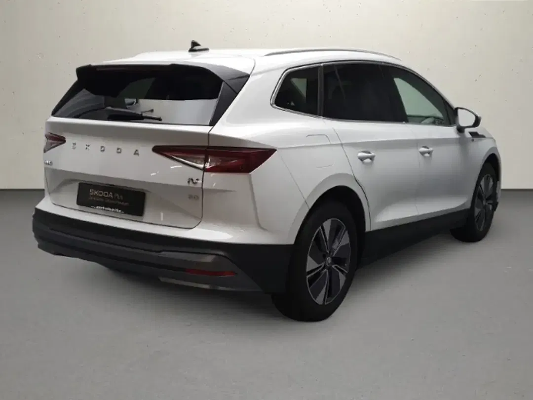 Skoda Enyaq 80 Loft - Thumbnail 3