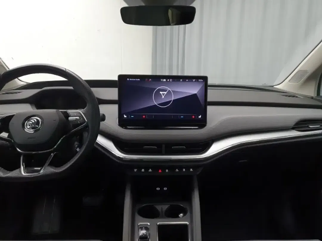 Skoda Enyaq 80 Loft - Thumbnail 6