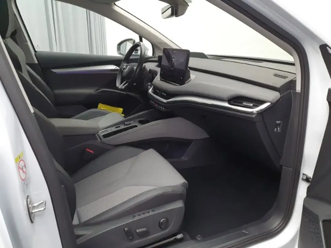 Skoda Enyaq 80 Loft - Thumbnail 8