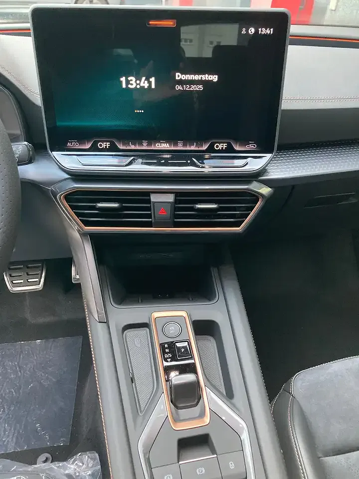 CUPRA Leon 1.5 eTSI Matrix LED Sportstourer - Thumbnail 11