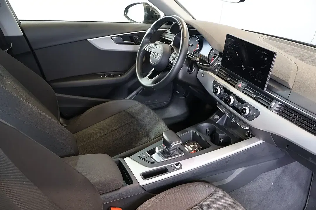 Audi A4 35 TDI Avant - Thumbnail 12