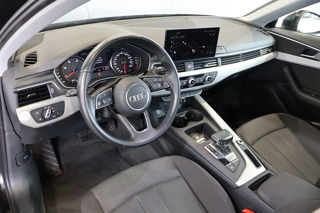 Audi A4 35 TDI Avant - Thumbnail 8