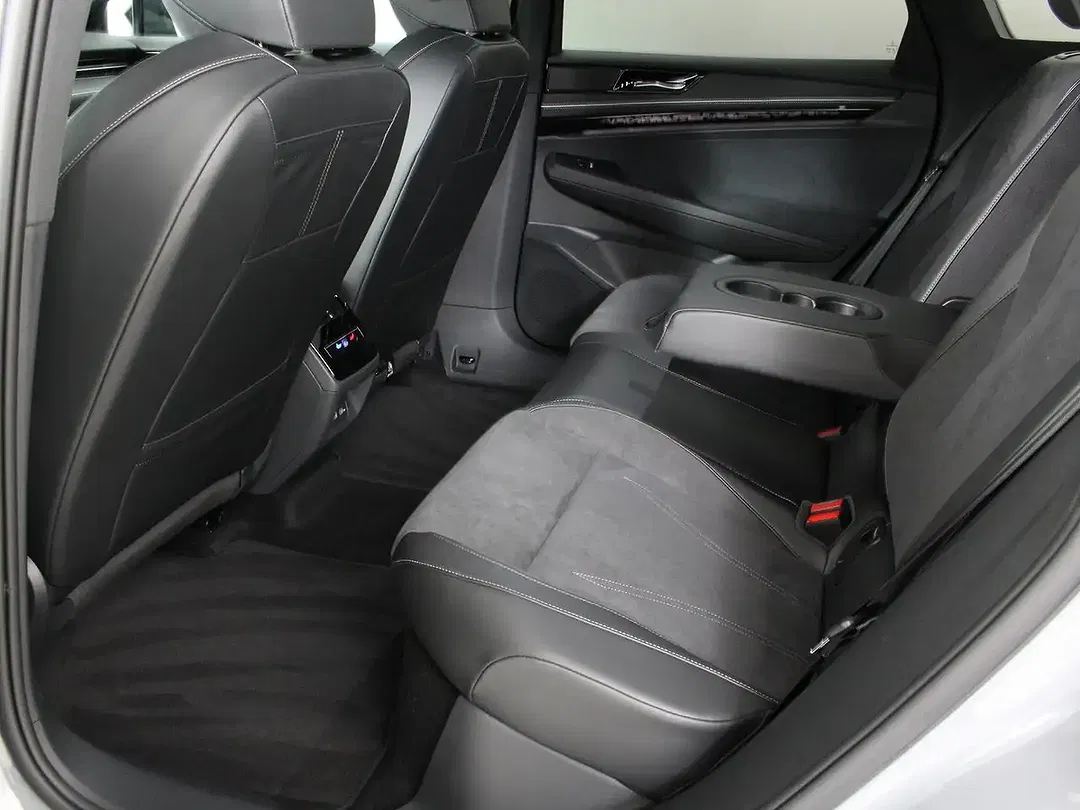Volkswagen ID.7 Pro S Business - Thumbnail 5