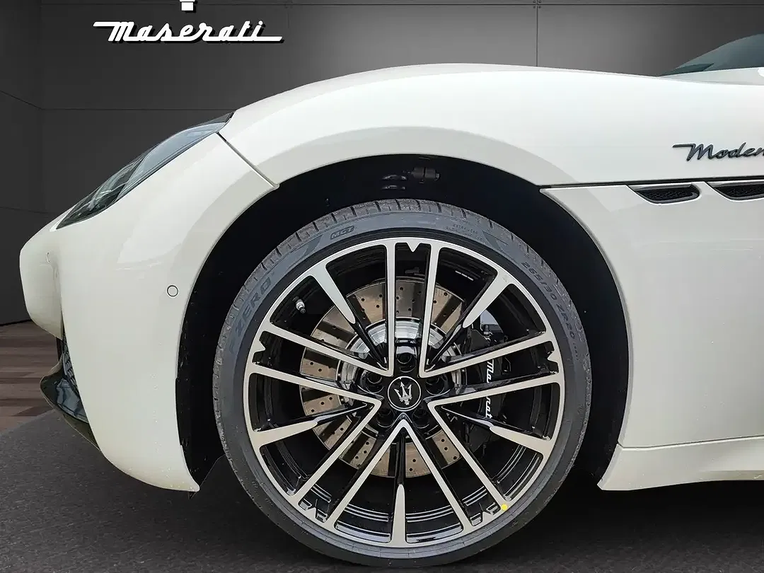 Maserati GranTurismo 4x4 Modena - Thumbnail 11