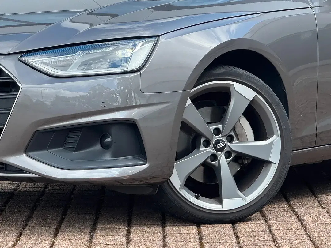Audi A4 40 TFSI Avant - Thumbnail 3