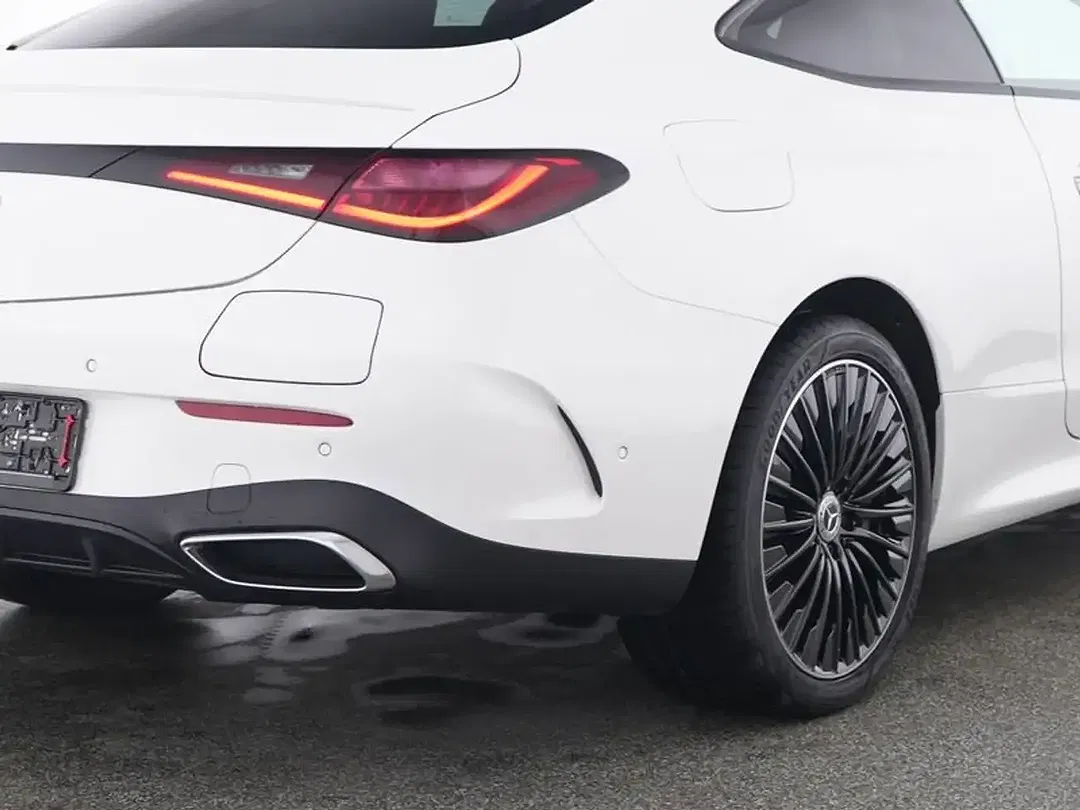 Mercedes-Benz CLE 300 AMG Line Night - Thumbnail 4