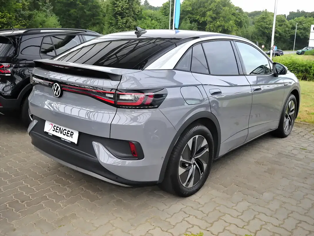 Volkswagen ID.5 Pro - Thumbnail 4
