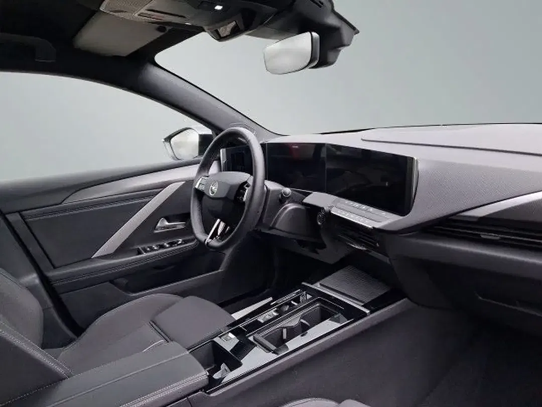 Opel Astra GS - Thumbnail 11