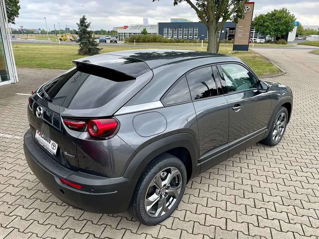Mazda MX-30 - Thumbnail 8