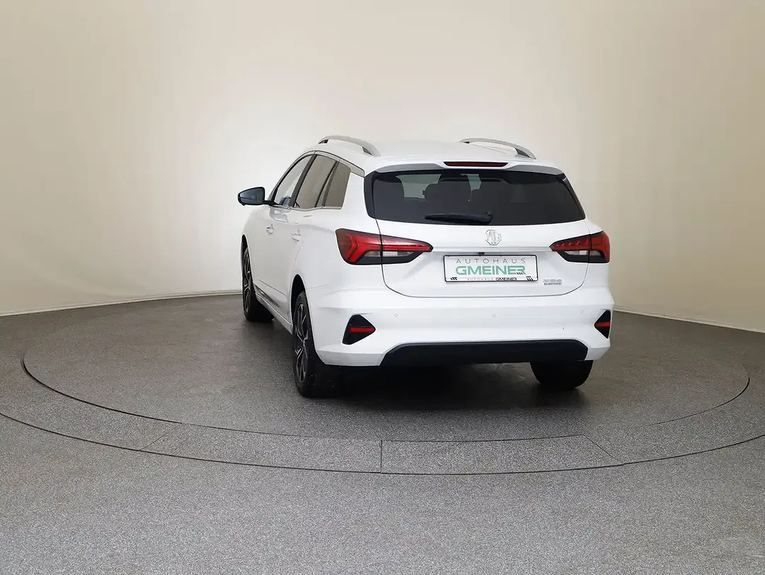 MG MG5 Luxury - Thumbnail 6