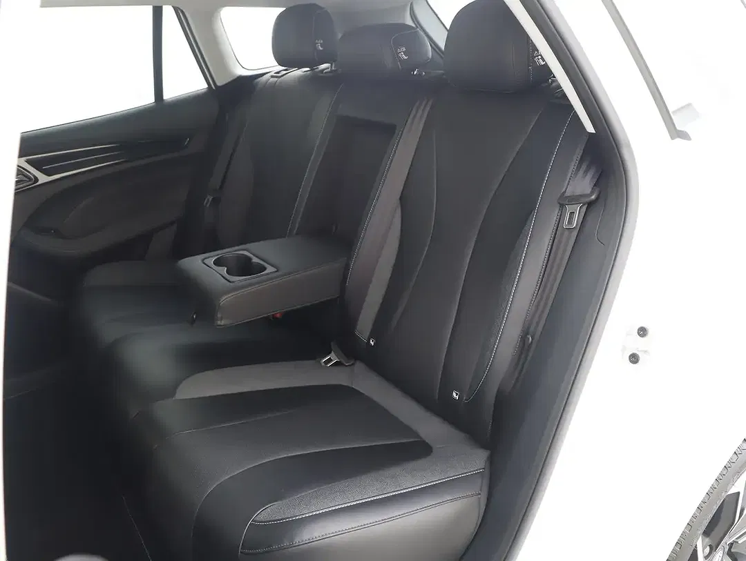 MG MG5 Luxury - Thumbnail 8