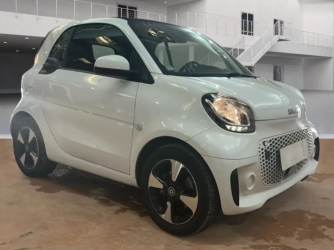 smart forTwo - Thumbnail 3