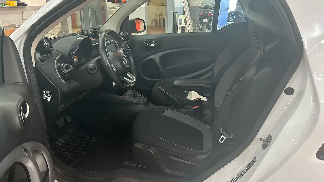 smart forTwo - Thumbnail 8