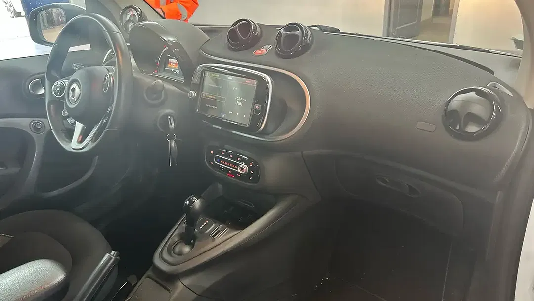 smart forTwo - Thumbnail 9