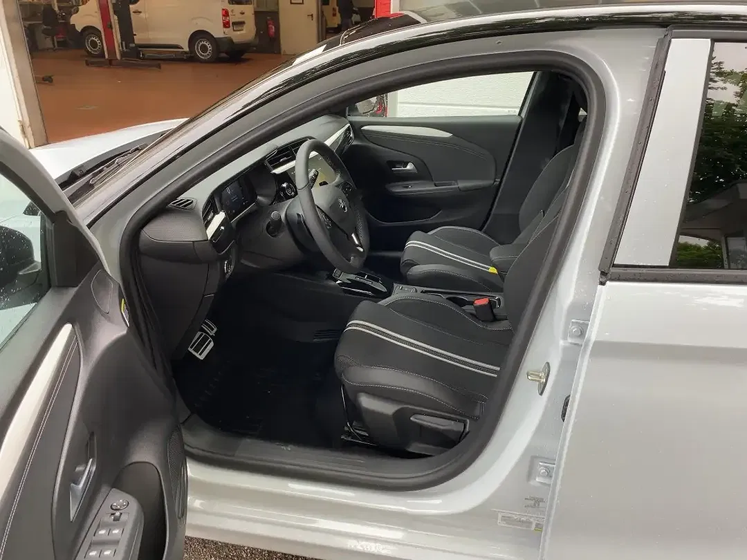 Opel Corsa 1.2 Turbo GS - Thumbnail 8