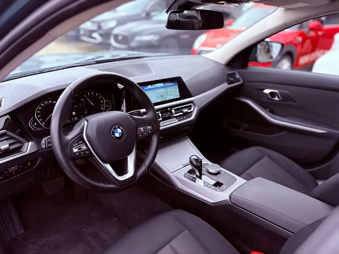 BMW 330 - foto 12