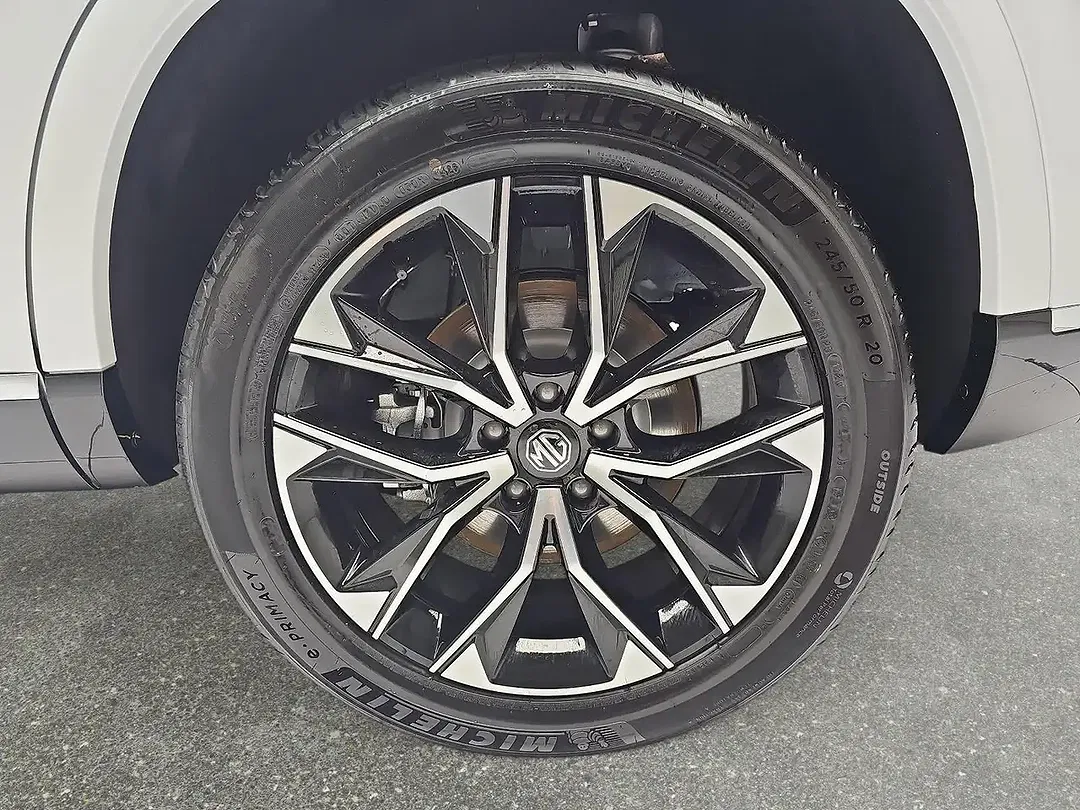 MG MGS9 PHEV Premium - Thumbnail 6