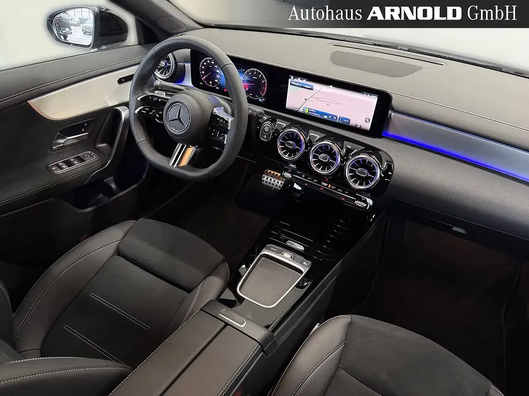 Mercedes-Benz CLA 200 AMG Line Night - Thumbnail 12