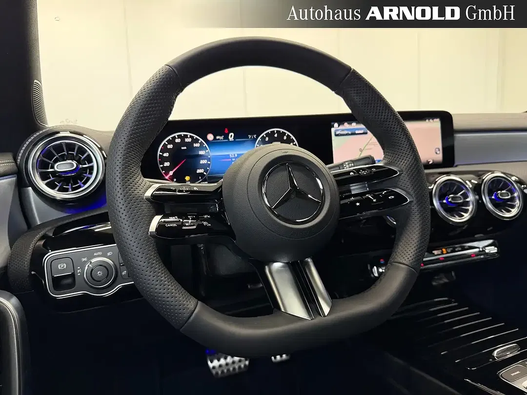 Mercedes-Benz CLA 200 AMG Line Night - Thumbnail 9