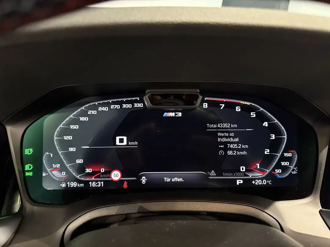 BMW M3 xDrive Competition - foto 8