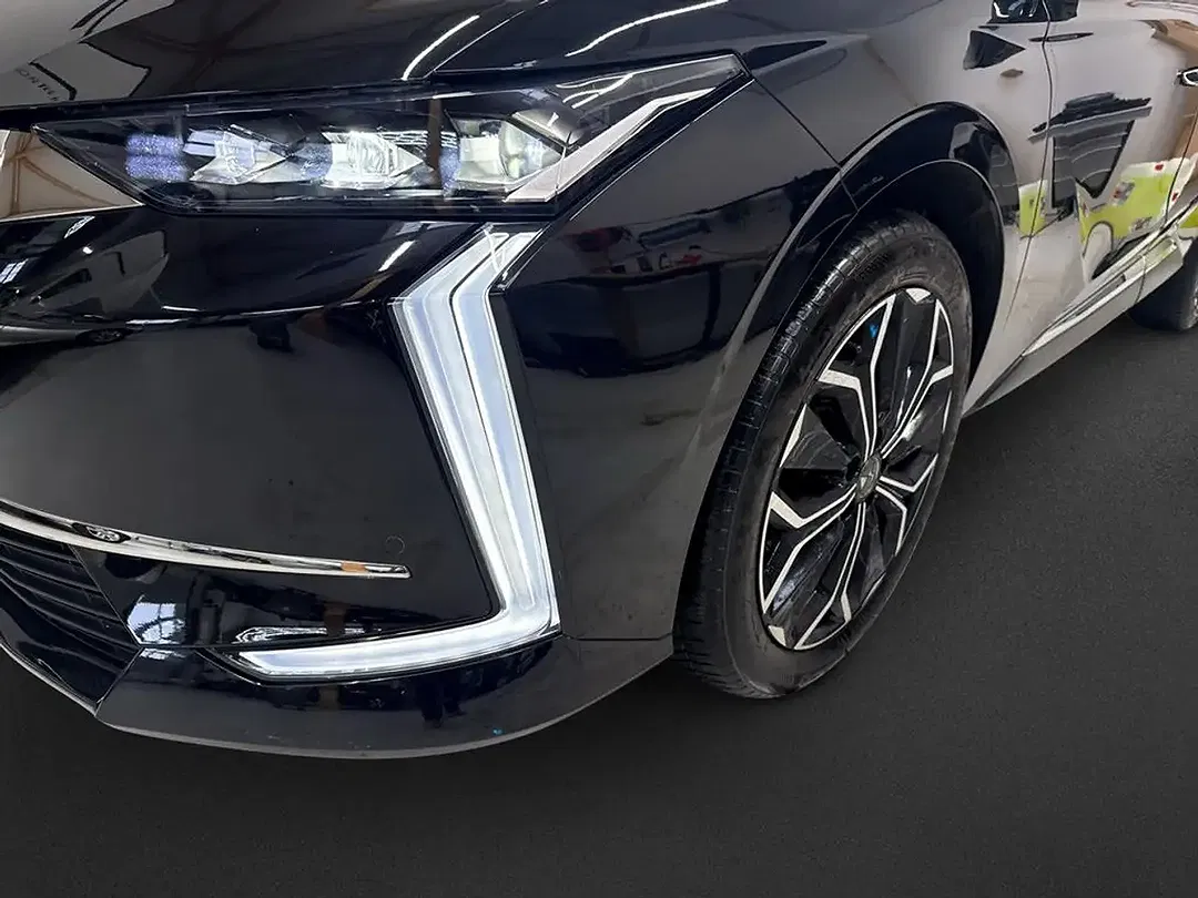 DS Automobiles DS 4 - Thumbnail 8