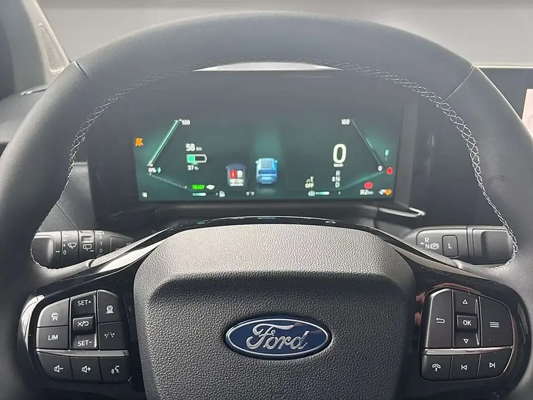 Ford Tourneo Courier Titanium - Thumbnail 14