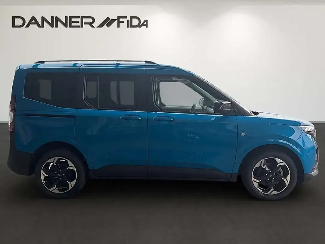 Ford Tourneo Courier Titanium - Thumbnail 3