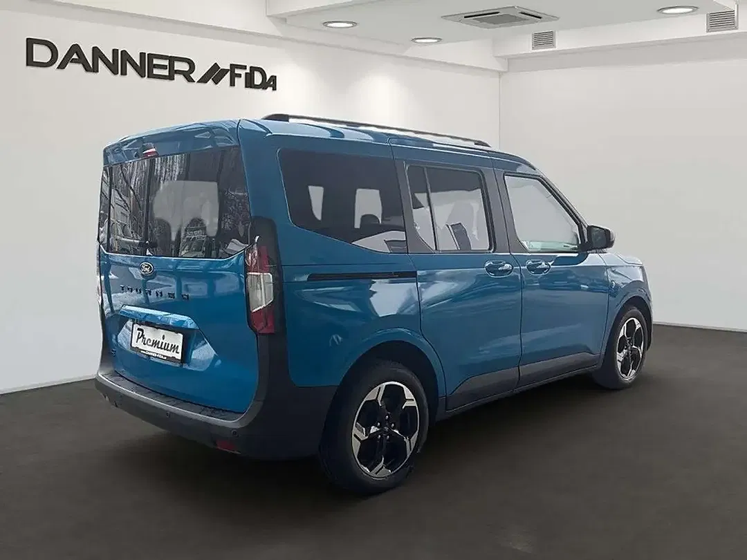 Ford Tourneo Courier Titanium - Thumbnail 4
