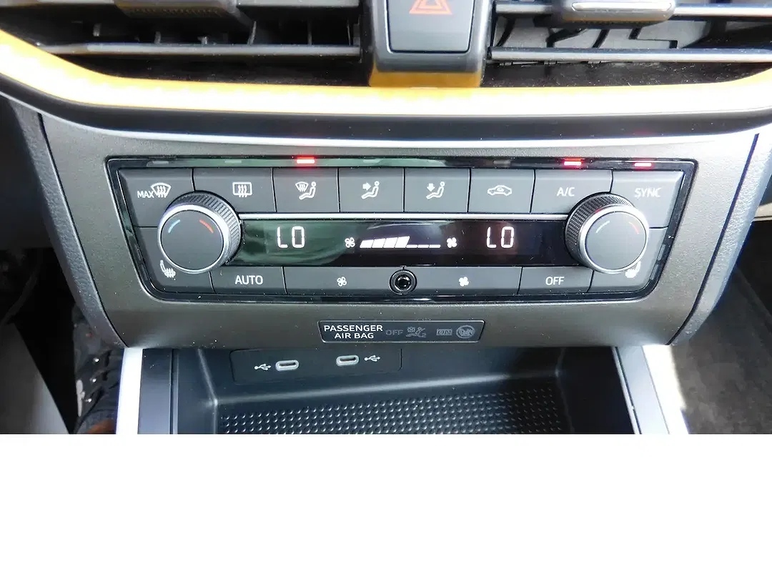 SEAT Arona 1.0 TSI Style - Thumbnail 8